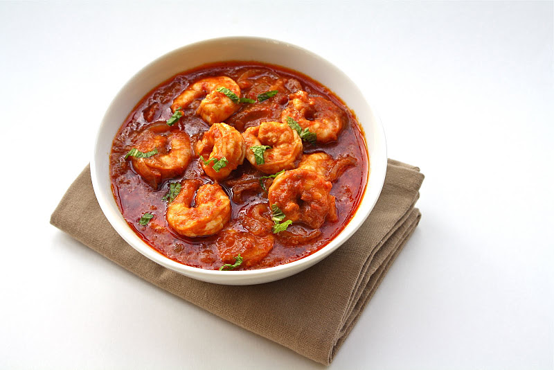 Cooking Fried Prawns In Curry